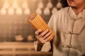 舌头透露健康秘密图片
