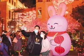 “大家熟悉的香港回来了！”图片