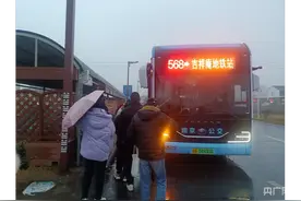 南京568路公交开通  八卦洲市民出行更方便图片