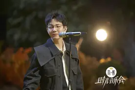 《时光音乐会2》迎来新人 胡夏，阿杜周深还原胡夏经典曲目图片