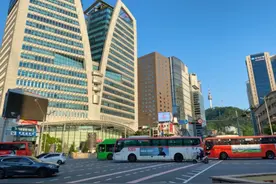 减少女司机不会开车”刻板印象，首尔将取消“女性优先车位”图片