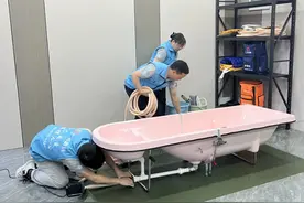 长沙职业“助浴师”：不只是洗浴，希望给老人舒适和尊严图片
