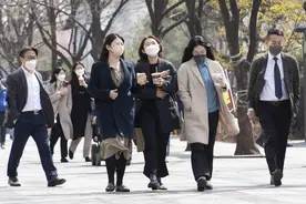 历史新低！韩国去年新生儿仅25万名，近150所小学招不到新生，首尔一高中明年将关闭图片