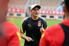 扬科维奇出任中国男足国家队主教练图片