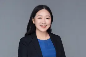 两会|全国政协委员蒋胜男：切实落实八小时工作制 保障劳动者权益图片