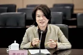 “我们更应该像总书记说的，增强家国情怀”图片