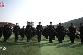 视频｜济南公安又酷又飒！多警种现场秀“绝技”图片