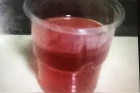 60岁大伯为补肾，每天一杯“药酒”，直接喝进医院……图片