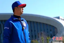 台湾棒垒球“教头”大陆育苗：追寻“更棒人生”图片