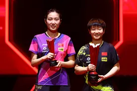 国乒大获全胜！樊振东孙颖莎分获WTT新加坡大满贯男女单打冠军图片