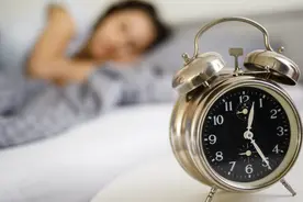 记忆力下降、情绪焦虑…睡眠不足，后果很严重！做好这三点，获得高质量睡眠！图片