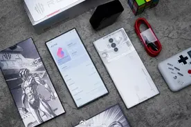 【新机】无打孔全面屏+银白色透明机身 红魔8Pro银色版实拍图片