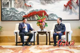 虢正贵与太平洋建设集团董事局主席严昊一行座谈图片