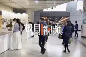 直击香港张国荣纪念活动：市民入场排长龙，有荣迷是“哥哥”离世那年才出生图片