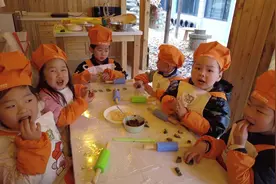 动手摘艾草，清明时节青团香图片