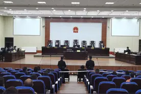 自家地里烧荒，为何获刑3年、罚款7.6万？图片