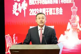 贯彻落实两会精神丨李为民：加大“卡脖子”技术攻关 助力健康中国建设图片