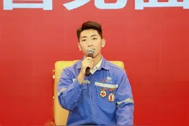 95后首席焊工：用技术突围无数奖牌图片