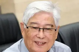 顾明远：教育的本质是传承文化培养人才图片