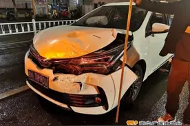 司机驾车追尾后，直呼“兄弟，救救我”，怎么回事？图片