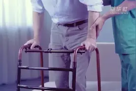 世界帕金森病日｜对抗“颤抖”的利器——揭秘“脑起搏器”图片