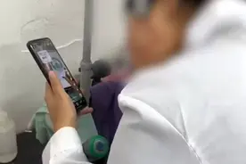 浓硫酸接触皮肤须先用布擦干？专家：快用水冲！别纠结！图片