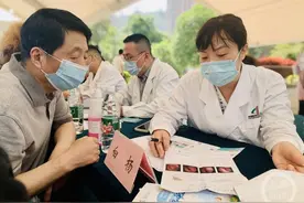 主播直播两个月查出声带结节 嗓音出现这些变化要注意图片
