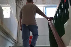 问政海南 | 因没有产权证 海口一老旧小区业主遇“加梯”难图片