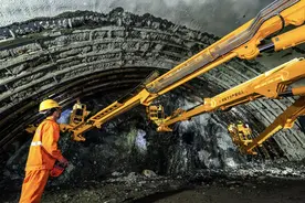 一条示范路，十大全国首创！广东省高速公路改扩建高质量发展技术交流会在汕尾召开图片
