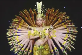 47岁邰丽华：从《千手观音》到《梦的守望》，想让更多残疾人在舞台上发光图片