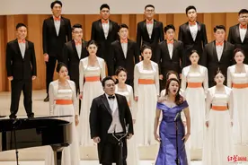 四川交响乐团合唱团《声音的礼物》专场音乐会上演图片