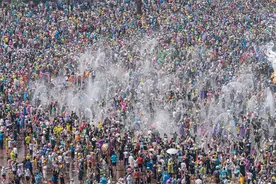 【云视角】泼水节为何成为“四月顶流”？今年最后一张邀请卡请查收图片