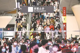 43.6万人次！广州南站刷新单日到达旅客历史纪录图片