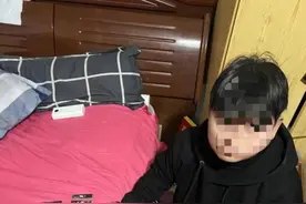 网购万元手机退模型机，两人利用“七天无理由退货”调包牟利被刑拘图片