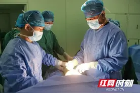 挑战高龄禁区 湖南中医附一骨伤科再为百岁老人接骨续筋图片