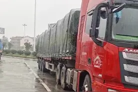 晨意帮忙丨司机高速服务区被“油耗子”抽空油箱无奈滞留，服务区：可提供帮助图片