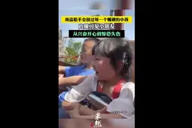 海盗船不会放过每一个嘴硬的小孩，肉眼可见小朋友从兴奋开心到惊恐失色图片