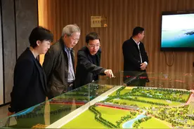 福建高速集团组织退休党员开展主题教育图片