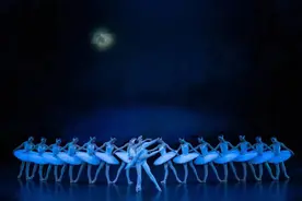 中芭天鹅再次亮羽蓉城 《天鹅湖》为何百看不厌图片
