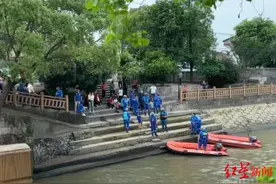 江西失踪5岁双胞胎男童遗体在几公里外水渠找到 镇政府：初步认定为失足落水图片