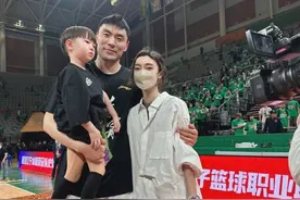 向老将致敬！李晓旭妻子：有时候一点点信念 可以走很长的路图片
