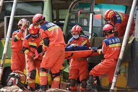 模拟7.6级地震，出动应急力量4300人……这场演习在云南举行图片
