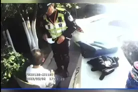 果然视频|真暖心！五岁娃走丢，交警化身哄娃达人图片