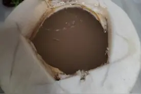 椰子水怎么喝才安全？图片