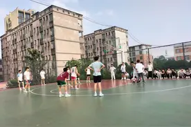 江华职中：“校BA”篮球联赛点燃校园图片