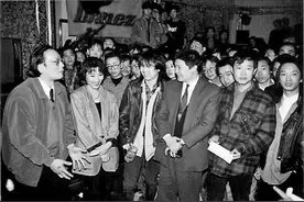 不知不觉这城市的历史已记取了你的笑容——签约1993图片