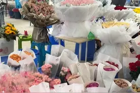 30秒｜来这里挑选一束“浪漫” 成都最长花市5·20正式亮相图片