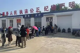 海阳小纪派出所开展中小学学生居民身份证 “集中办证”工作图片