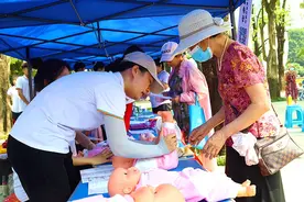 北海职业学院“明日之师”千人进社区志愿服务启动图片