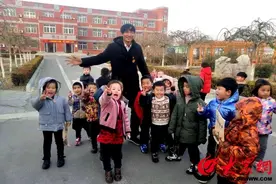 劳动之光 | 杨广和：“雷锋车”开到哪里，好事就做到哪里图片